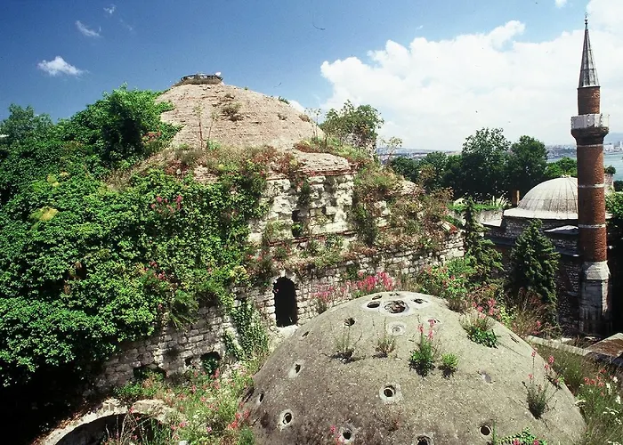 佐伊女皇酒店 4*