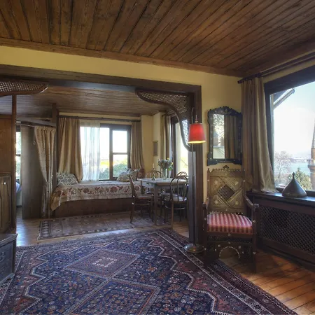 فندق إمبريس زوي 2*