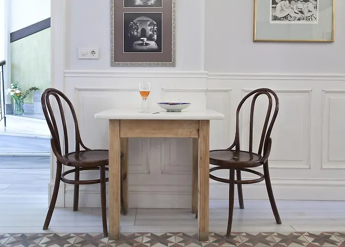 Empress Zoe Hotel 4*