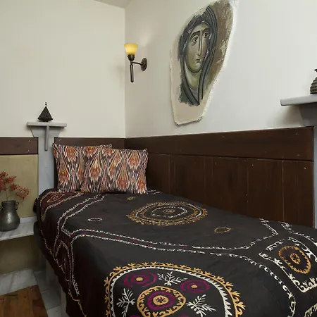 Szálloda Empress Zoe 4*